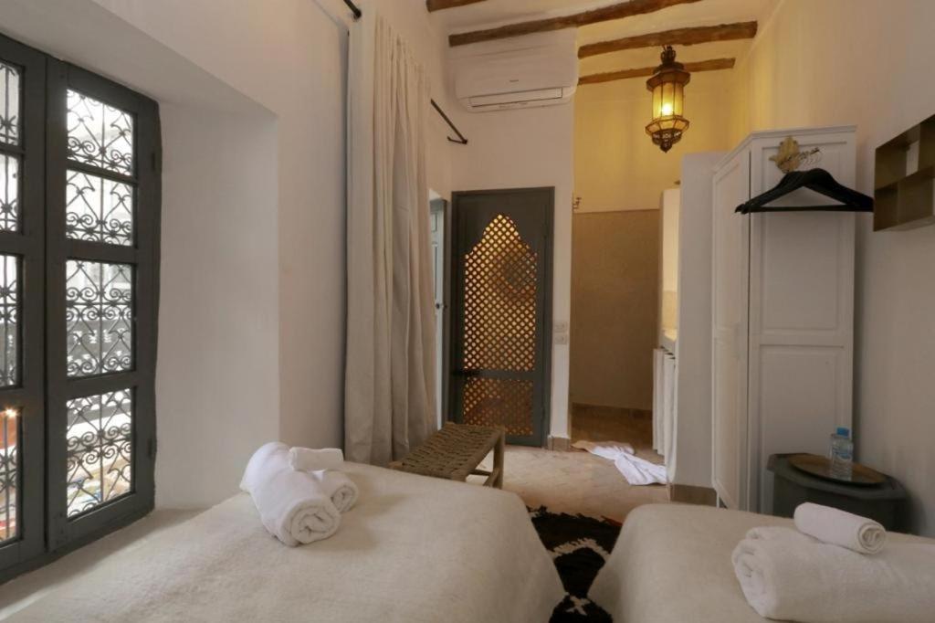 Riad 103 Medina Pool And Hammam Marrakesh Exterior foto