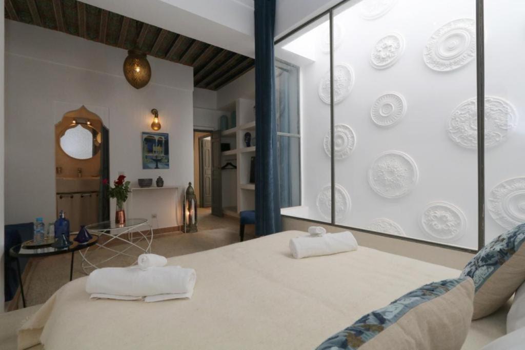 Riad 103 Medina Pool And Hammam Marrakesh Exterior foto