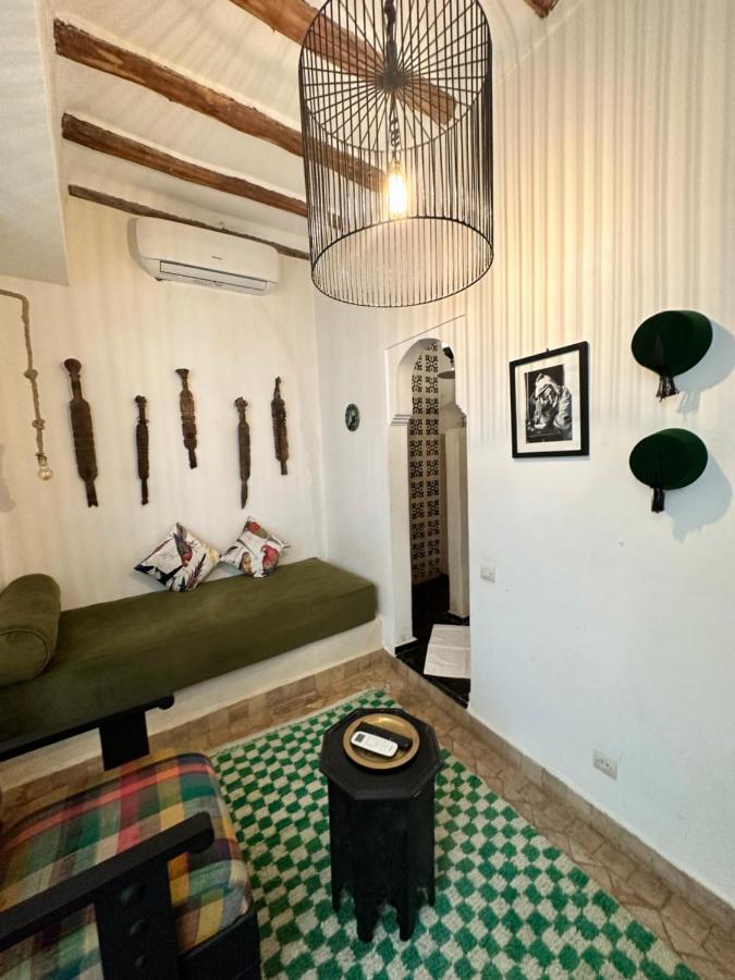 Riad 103 Medina Pool And Hammam Marrakesh Exterior foto